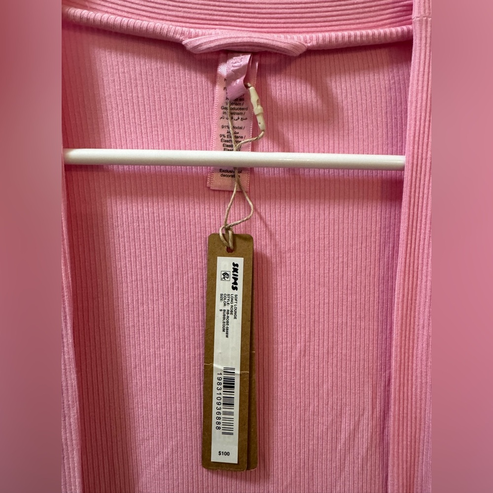 SKIMS Pink Long Robe - Picture 5 of 6